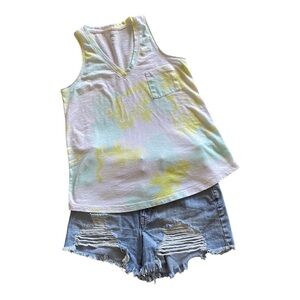 BUNDLE-DEMURE SHORTS & SO TANK TOP